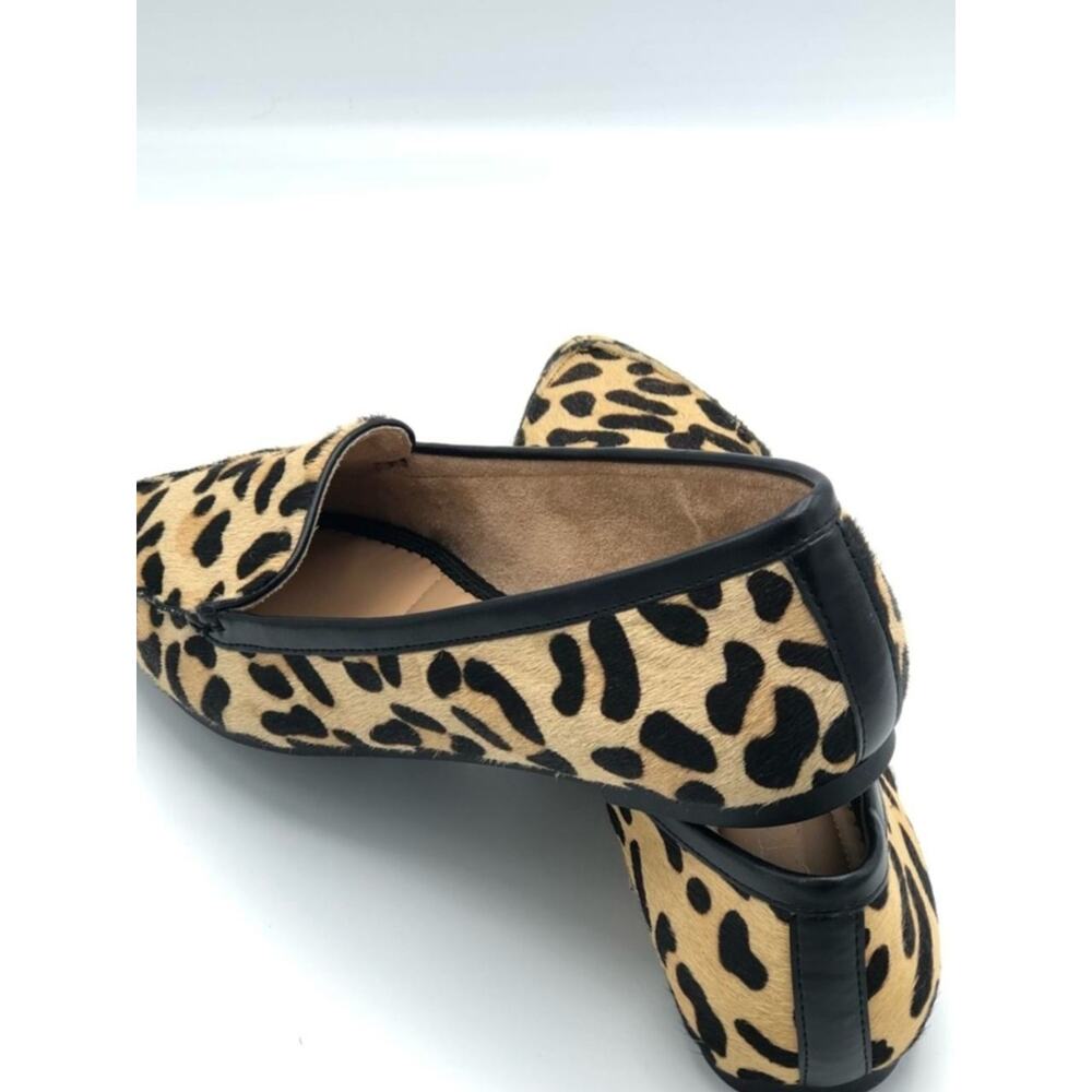 me too Leopard-Print Pointed Toe Flats - Picture 2 of 4